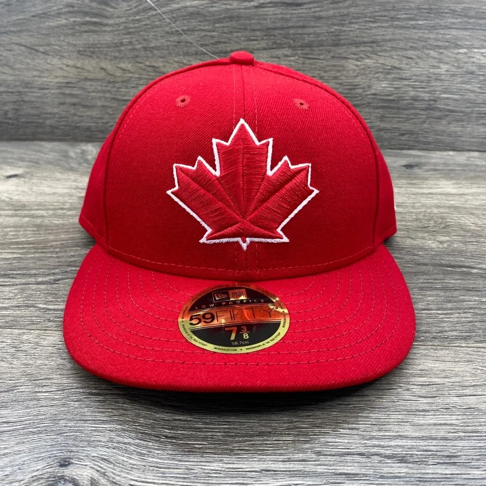 Toronto Blue Jays New Era 59FIFTY Low Profile Hat Mens 7 3/8 Red Maple Leaf Cap